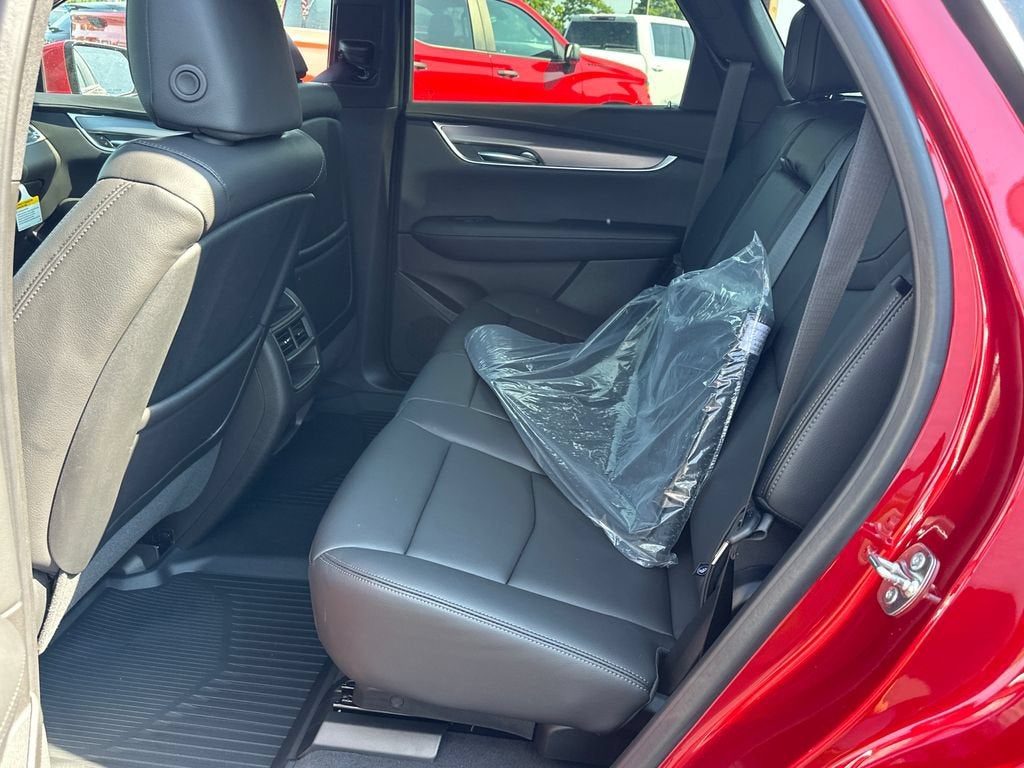 2026 Cadillac XT5 Luxury