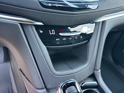 2026 Cadillac XT5 Luxury