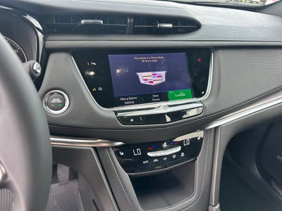 2026 Cadillac XT5 Luxury