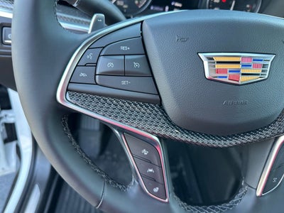 2025 Cadillac XT5 Sport