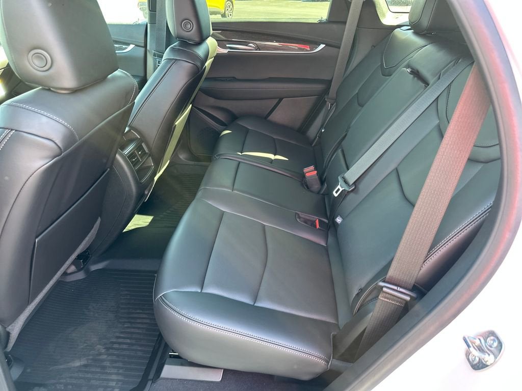 2025 Cadillac XT5 Sport